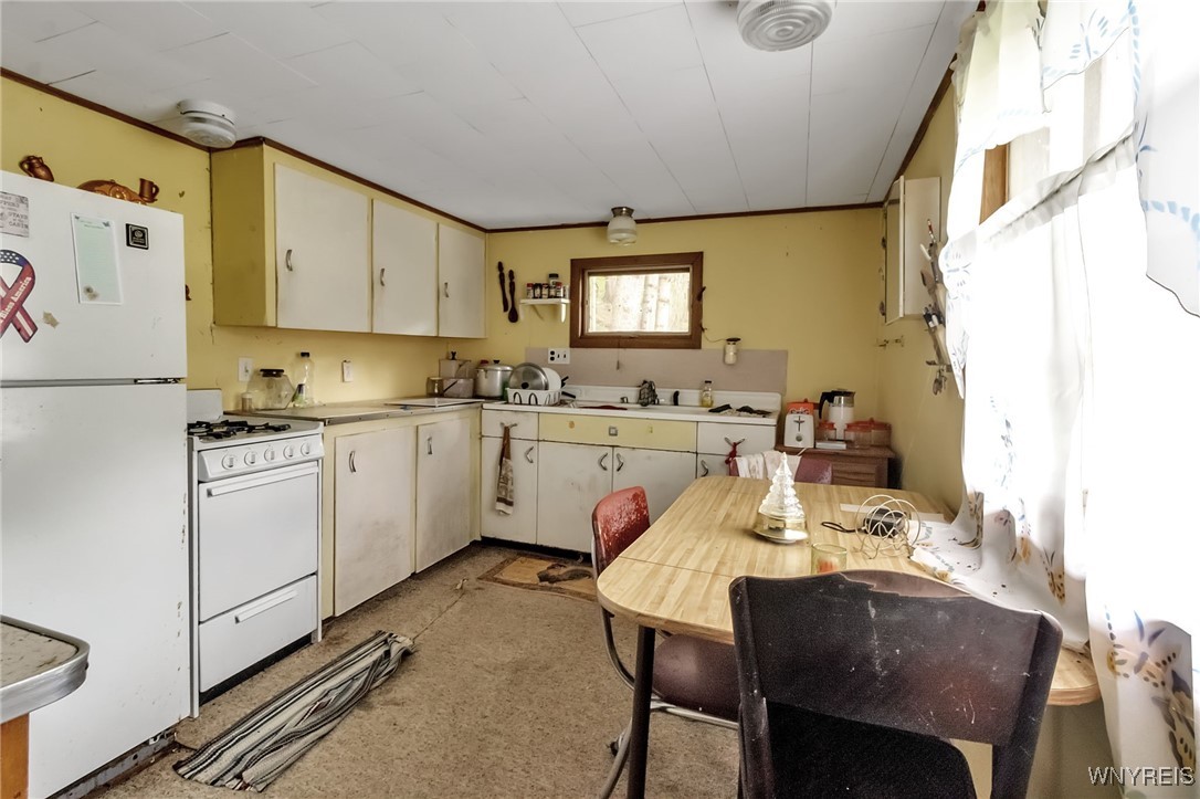 9023 State Rte 21 Fremont, NY 14826 - Photo 4 of 23 Kitchen