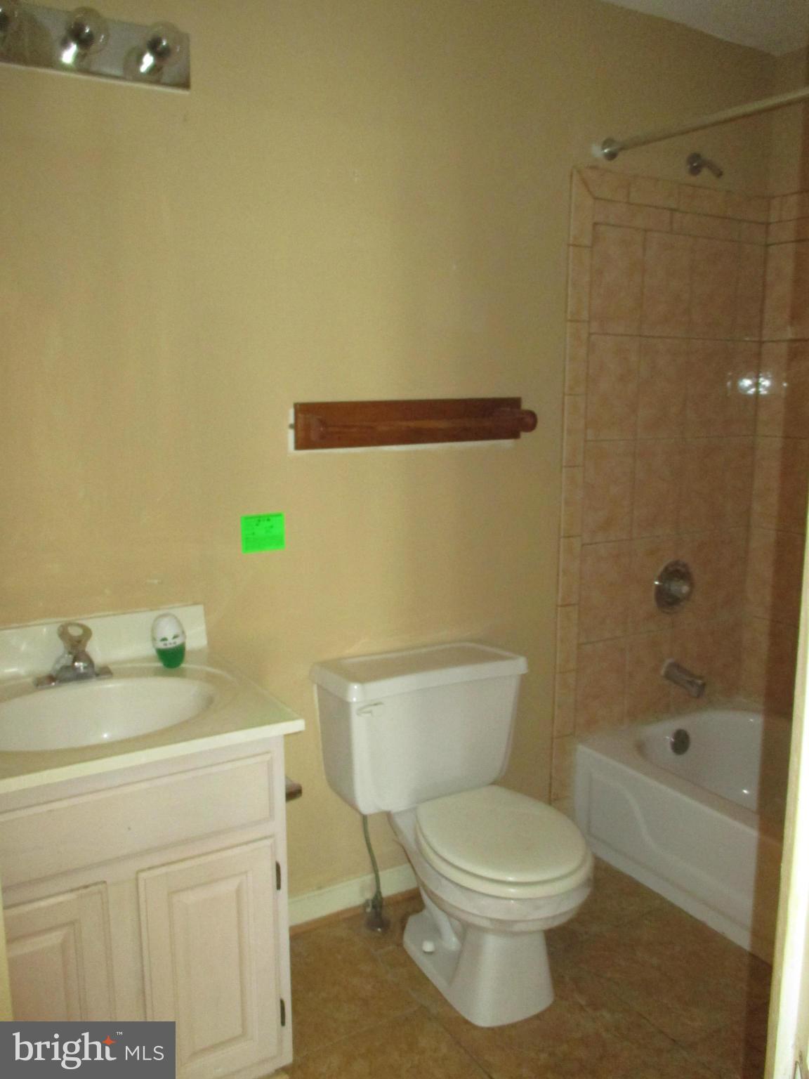 1419 Redfield Road Bel Air, MD 21015 - Photo 14 of 25 Main Level Bath
