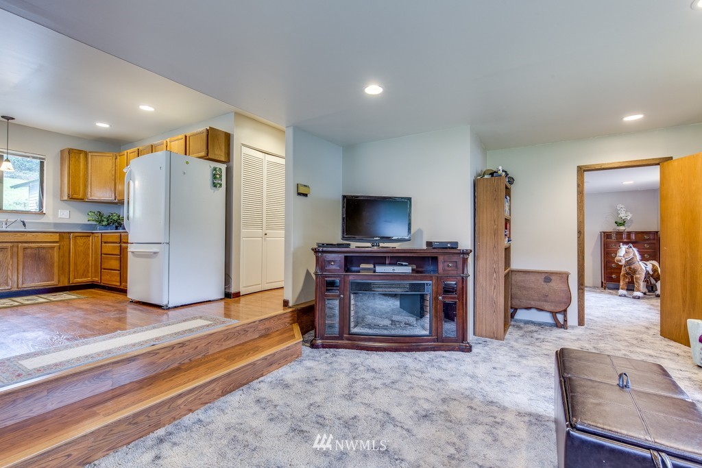 7042 Beaver Valley Road Port Hadlock, WA 98339 - Photo 17 of 25