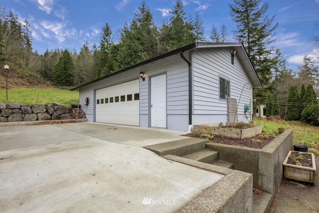 7042 Beaver Valley Road Port Hadlock, WA 98339 - Photo 8 of 25