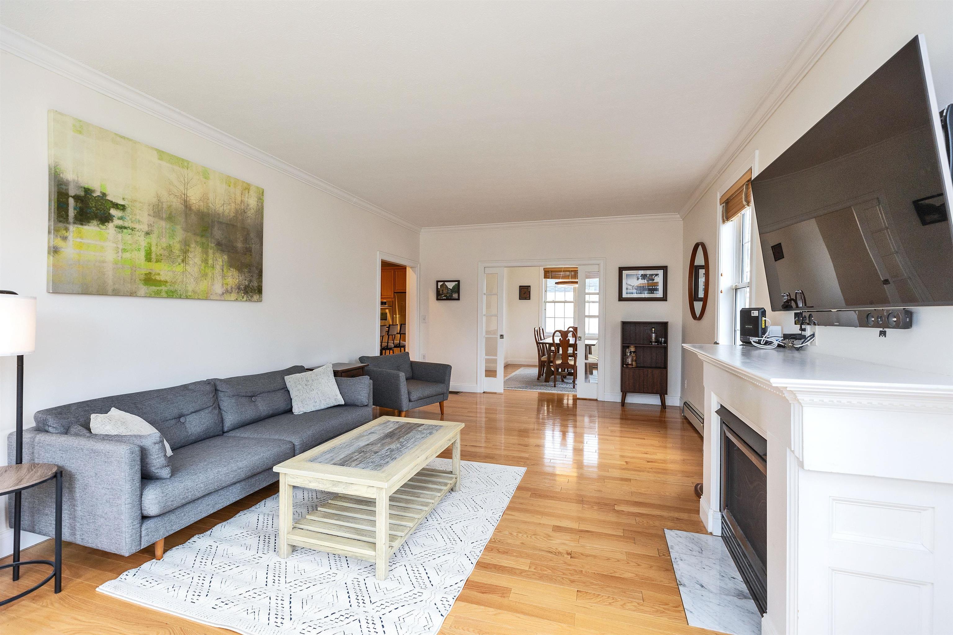 2246 Elm Street Manchester, NH 03104 - Photo 14 of 40