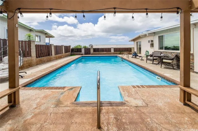 $950,000 | 92-338 Akaula Street, Kapolei, HI 96707