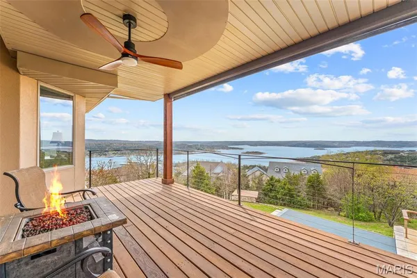 $1,385,000 | 180 Crescent Circle, Hollister, MO 65672