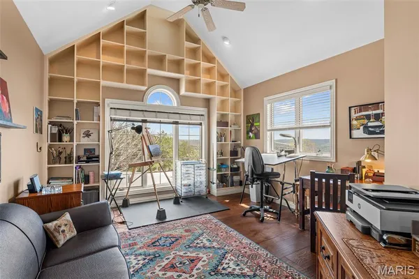 $1,385,000 | 180 Crescent Circle, Hollister, MO 65672