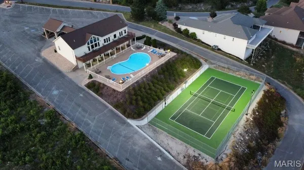 $1,385,000 | 180 Crescent Circle, Hollister, MO 65672