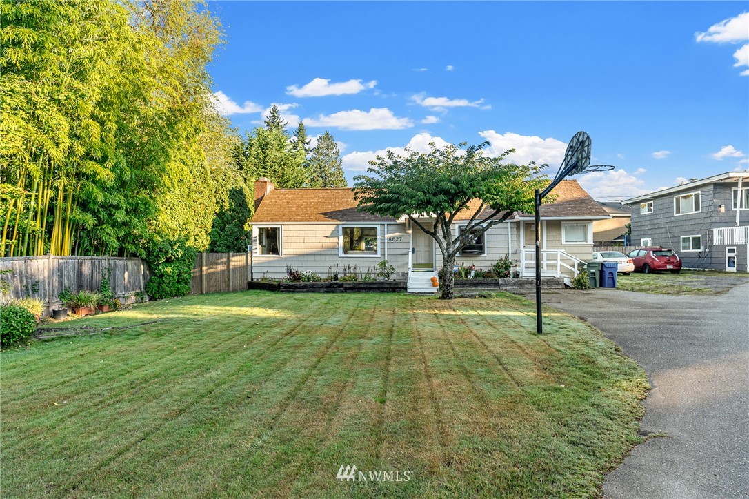 8627 244th Street Southwest Edmonds, WA 98026 - Photo 2 of 24 Gallery Image 2