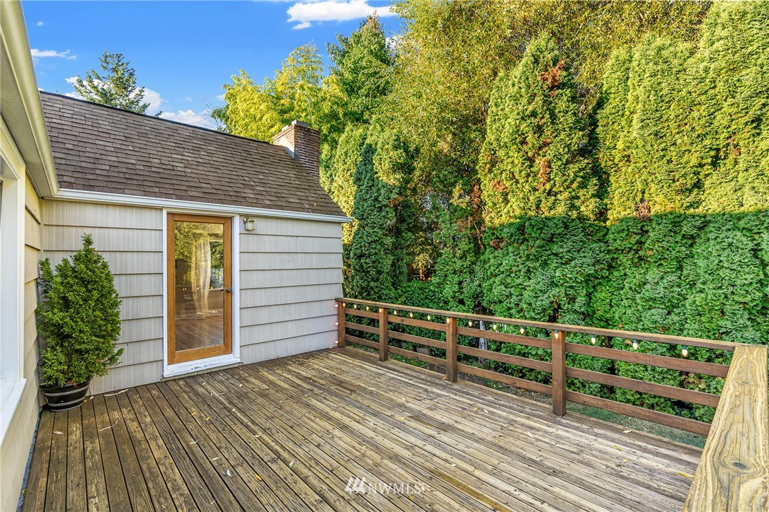 8627 244th Street Southwest Edmonds, WA 98026 - Photo 18 of 24 Gallery Image 18