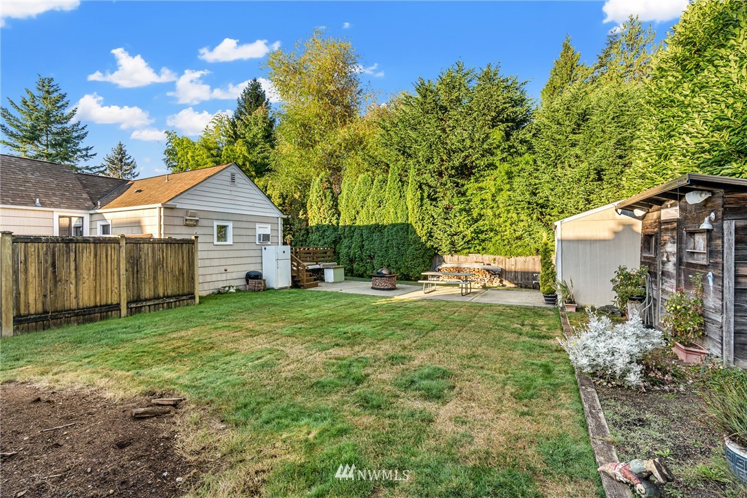 8627 244th Street Southwest Edmonds, WA 98026 - Photo 21 of 24 Gallery Image 21