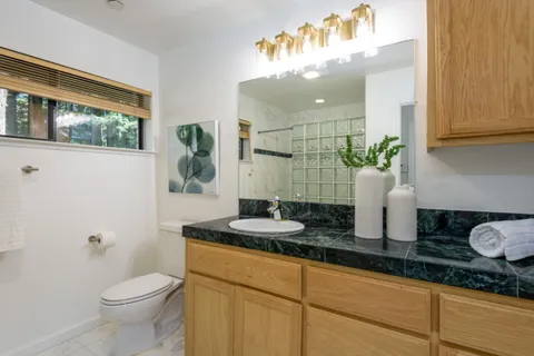 $2,250,000 | 6 Megans Lane, Redwood City, CA 94062