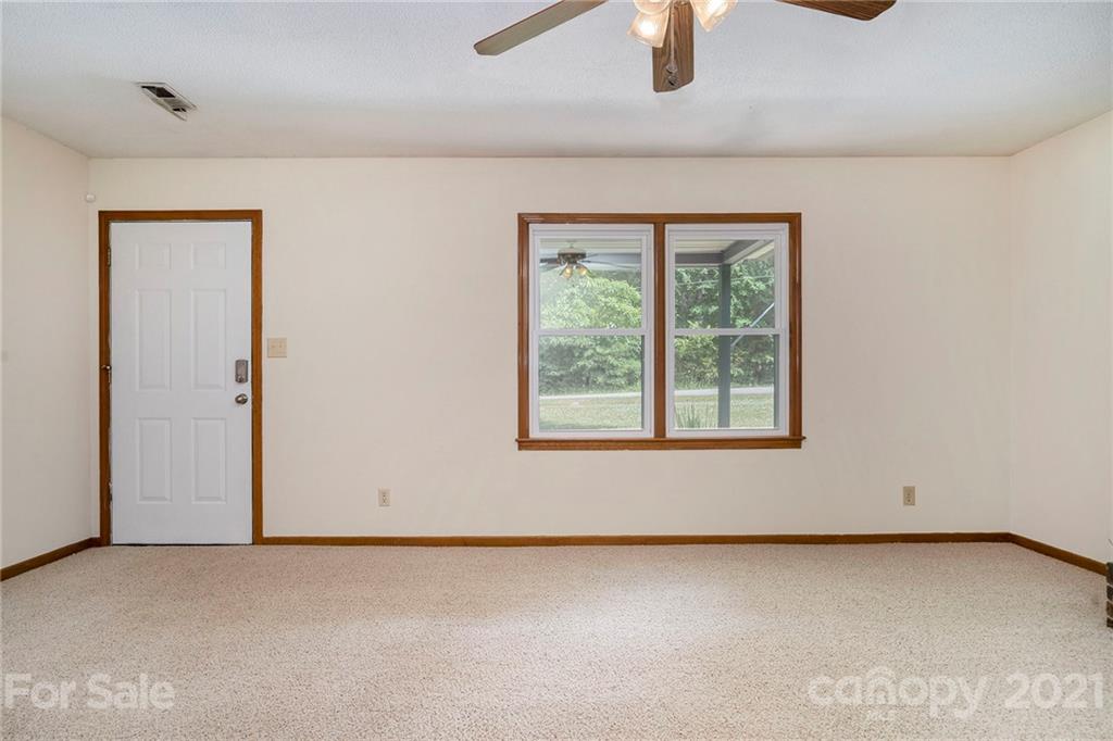 2269 Patterson Road Clover, SC 29710 - Photo 12 of 20 an empty room with window