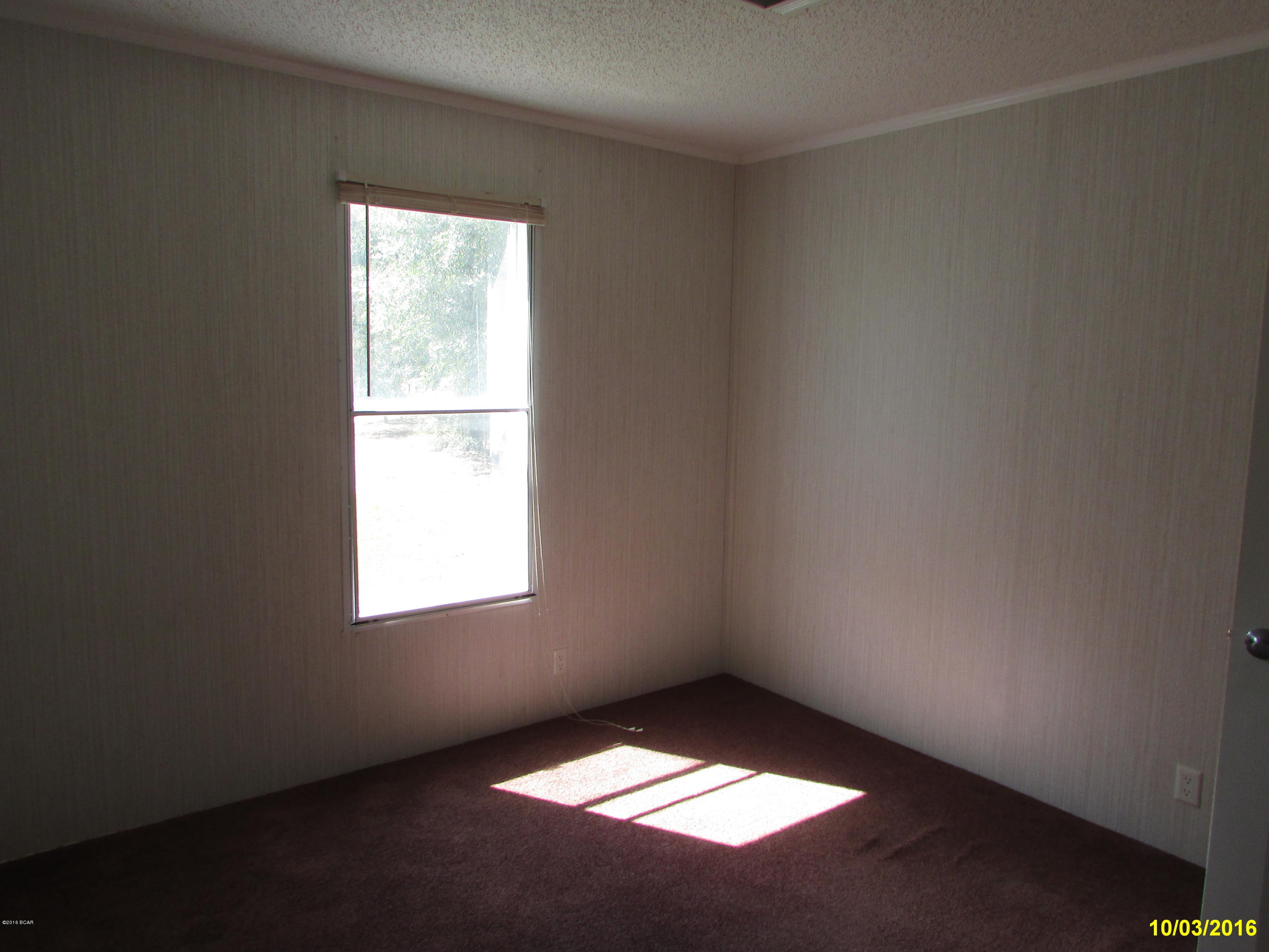 5934 Nichols Road Bascom, FL 32423 - Photo 5 of 14