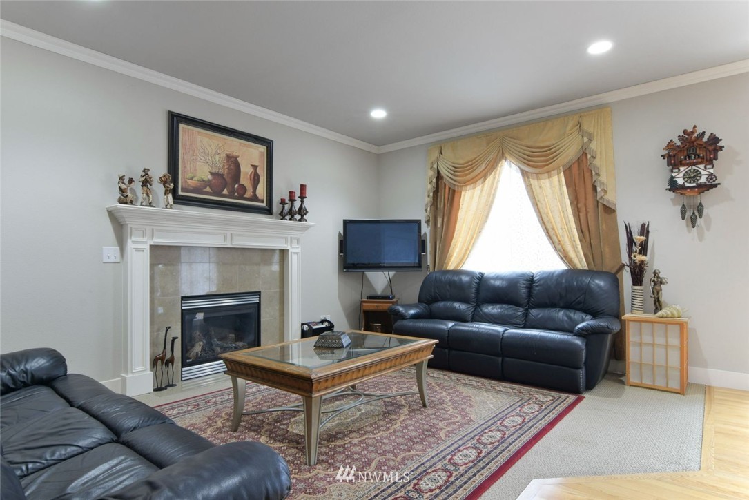 4019 164th Place Southeast Bothell, WA 98012 - Photo 4 of 21