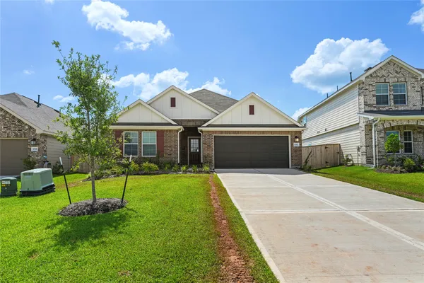 $2,200 | 10012 Lone Star Landing Boulevard, Montgomery, TX 77316