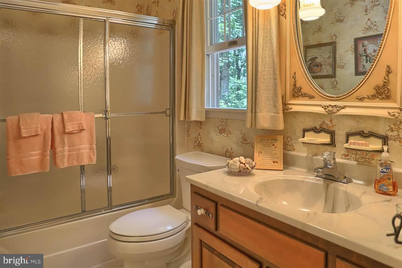 1250 Kuhn Road Boiling Springs, PA 17007 - Photo 15 of 25 Gallery Image 15