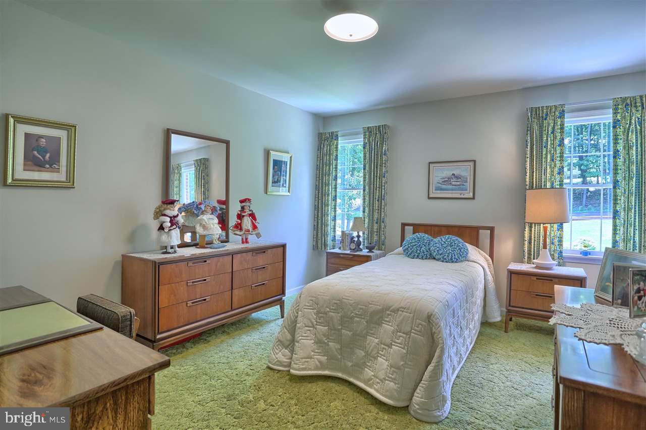 1250 Kuhn Road Boiling Springs, PA 17007 - Photo 19 of 25 Gallery Image 19