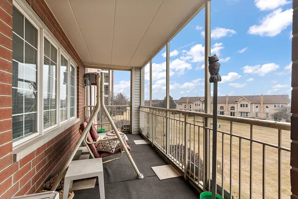 $279,900 | 7935 Trinity Circle, Unit 1SE, Tinley Park, IL 60487