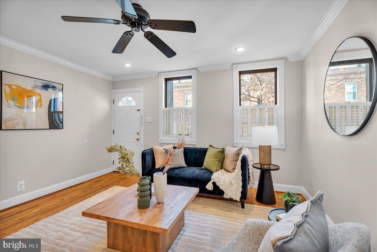 823 South 10th Street Philadelphia, PA 19147 - Photo 5 of 28