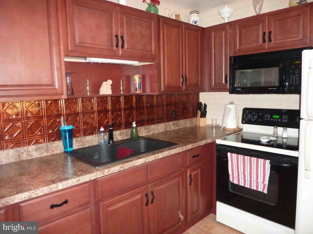 1330 Girl Scout Road Denver, PA 17517 - Photo 9 of 32