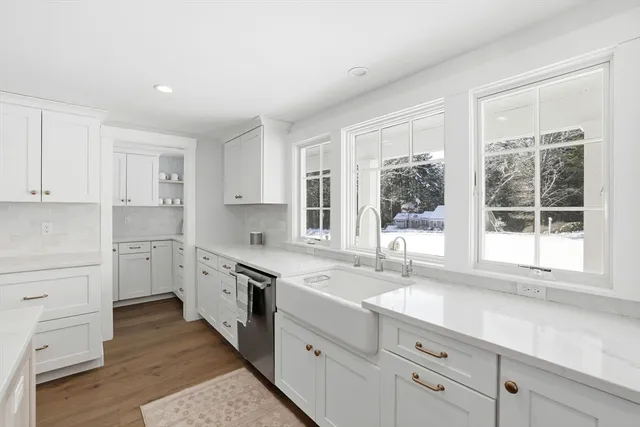 $2,325,000 | 89 Indian Trail, Duxbury, MA 02332