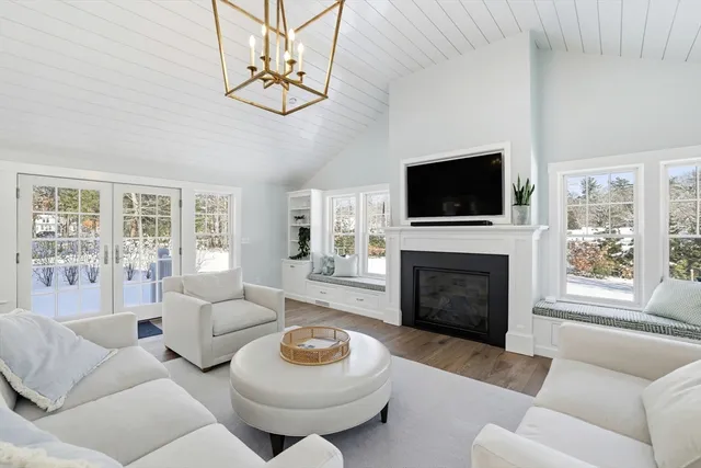 $2,325,000 | 89 Indian Trail, Duxbury, MA 02332