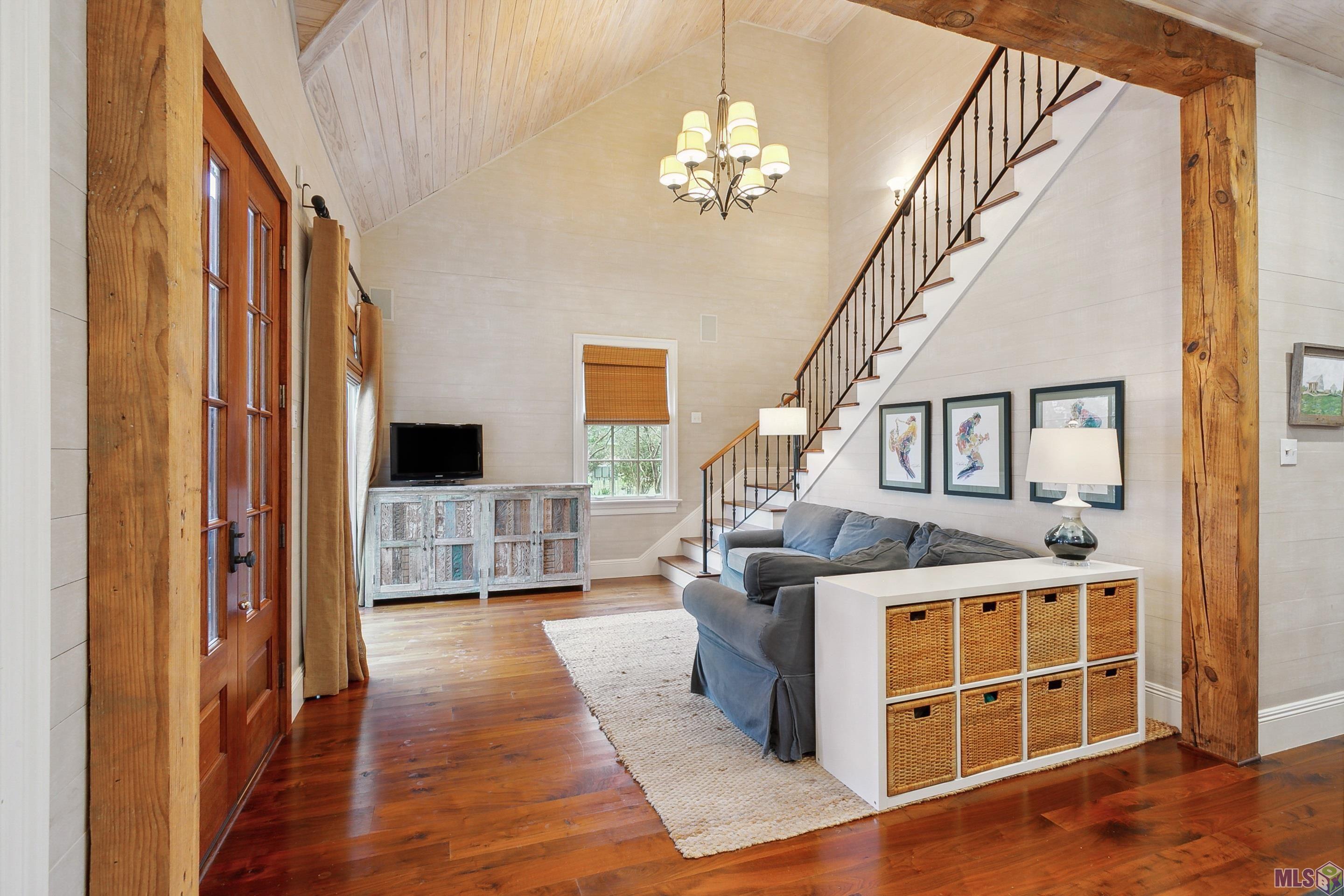 8601 East Ave A Cut Off, LA 70345 - Photo 10 of 30 sitting area/office