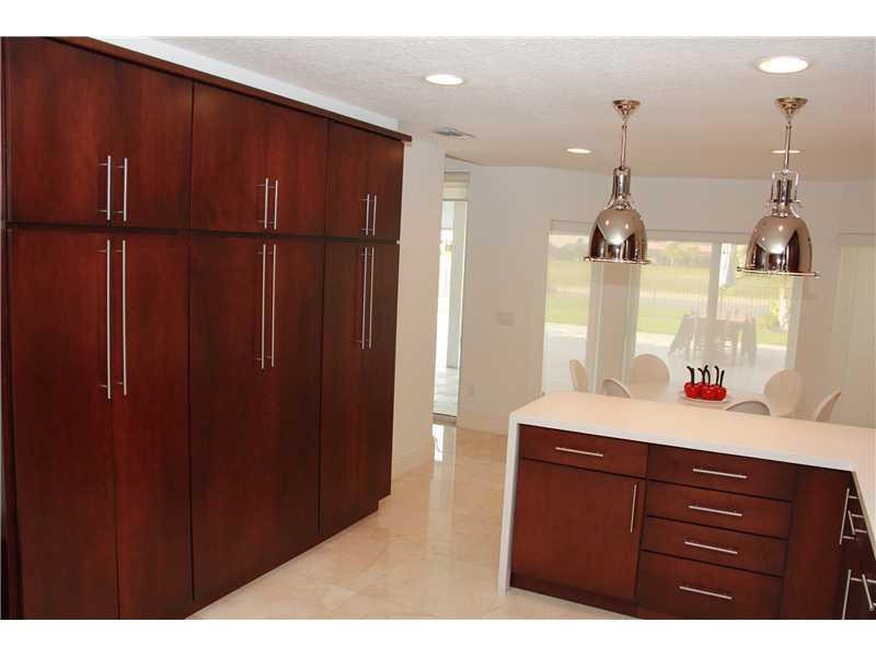 21805 Old Bridge Trail Boca Raton, FL 33428 - Photo 20 of 22 Kitchen