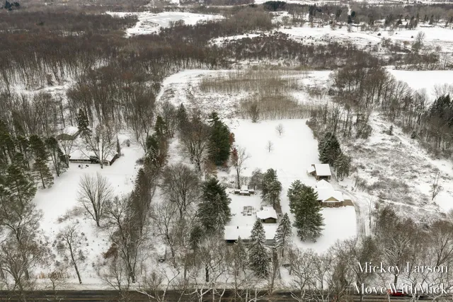 $249,900 | 1600 East Webb Road, Dewitt, MI 48820