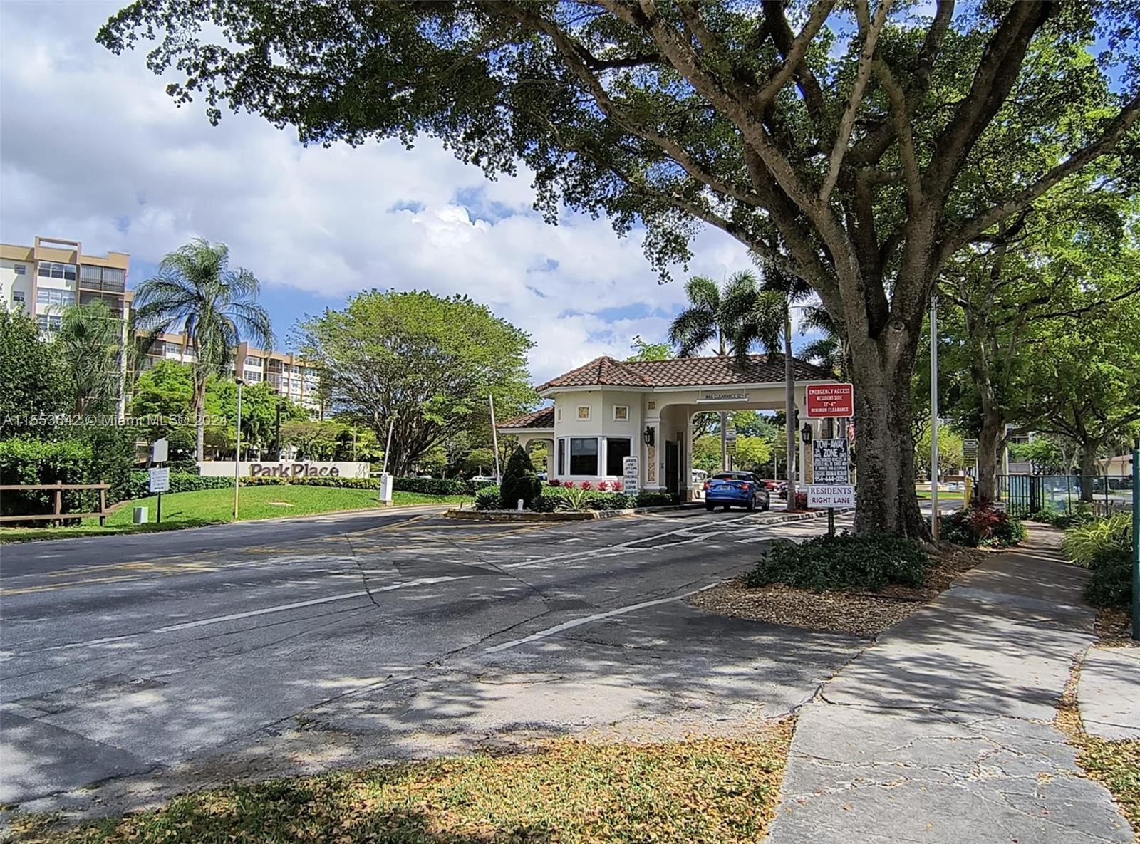 1200 St Charles Pl Unit 708