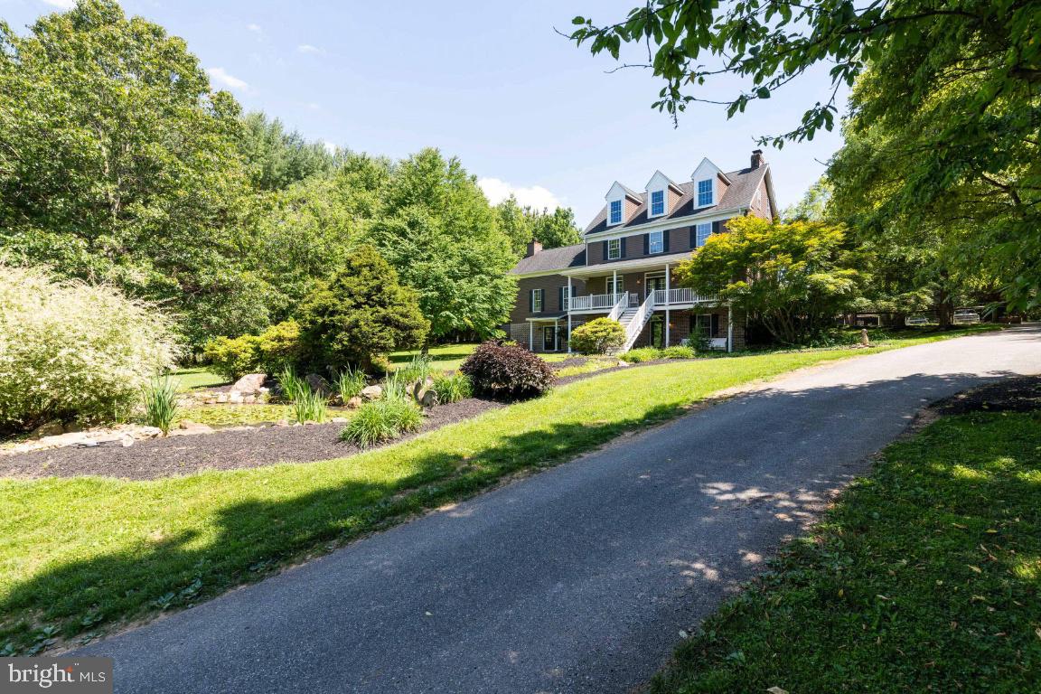 383 Watters Road New Park, PA 17352 - Photo 3 of 84 Gallery Image 3
