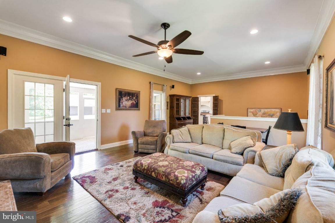 383 Watters Road New Park, PA 17352 - Photo 27 of 84 GREAT ROOM