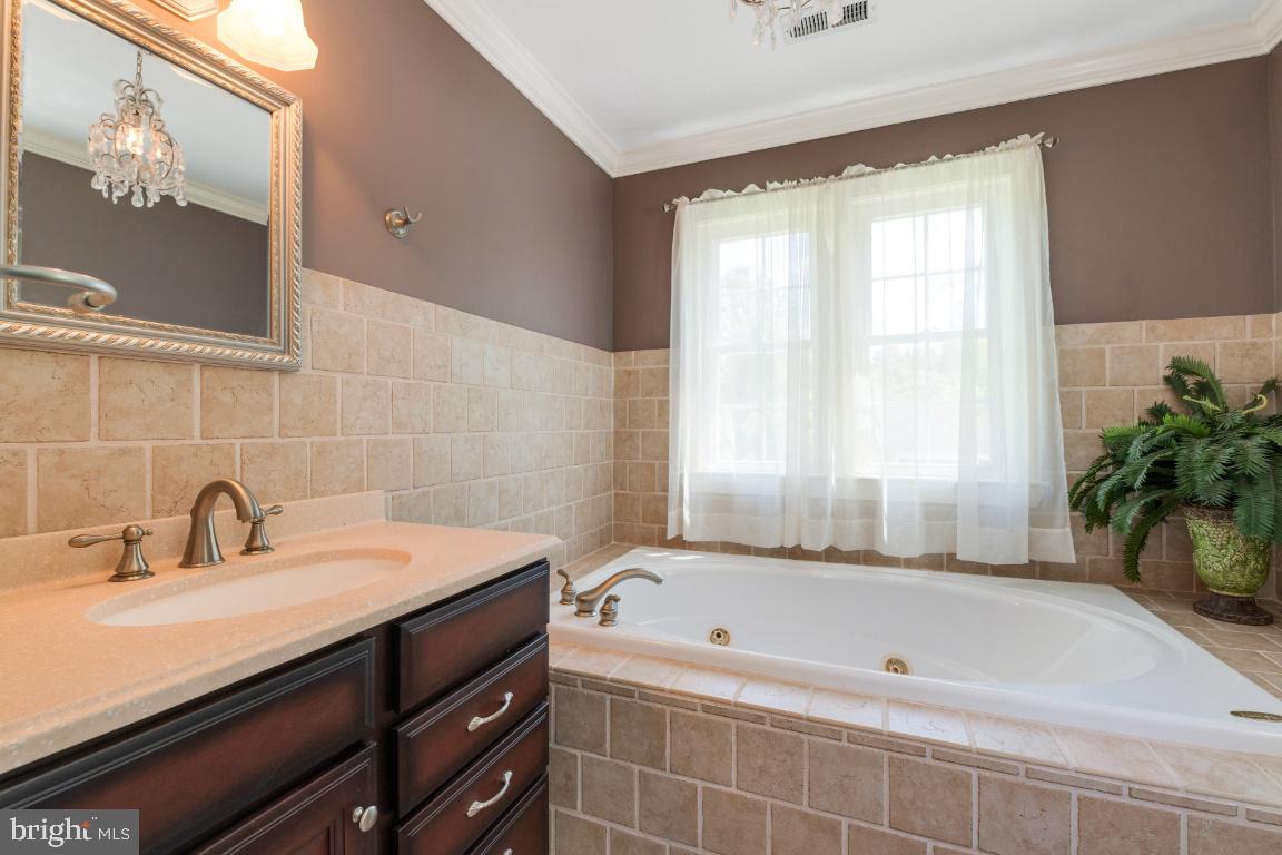 383 Watters Road New Park, PA 17352 - Photo 36 of 84 "HER" BATHROOM