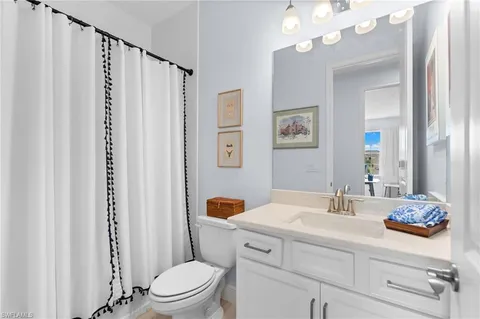 $567,500 | 4620 Arboretum Circle, Unit 201, Naples, FL 34112