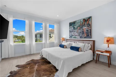 $585,000 | 4620 Arboretum Circle, Unit 201, Naples, FL 34112