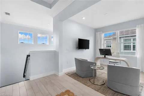 $585,000 | 4620 Arboretum Circle, Unit 201, Naples, FL 34112