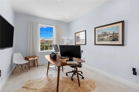 $585,000 | 4620 Arboretum Circle, Unit 201, Naples, FL 34112