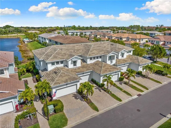 $567,500 | 4620 Arboretum Circle, Unit 201, Naples, FL 34112