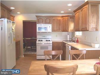 1629 White Oak Road Williamstown, NJ 08094 - Photo 4 of 12 Kitchen