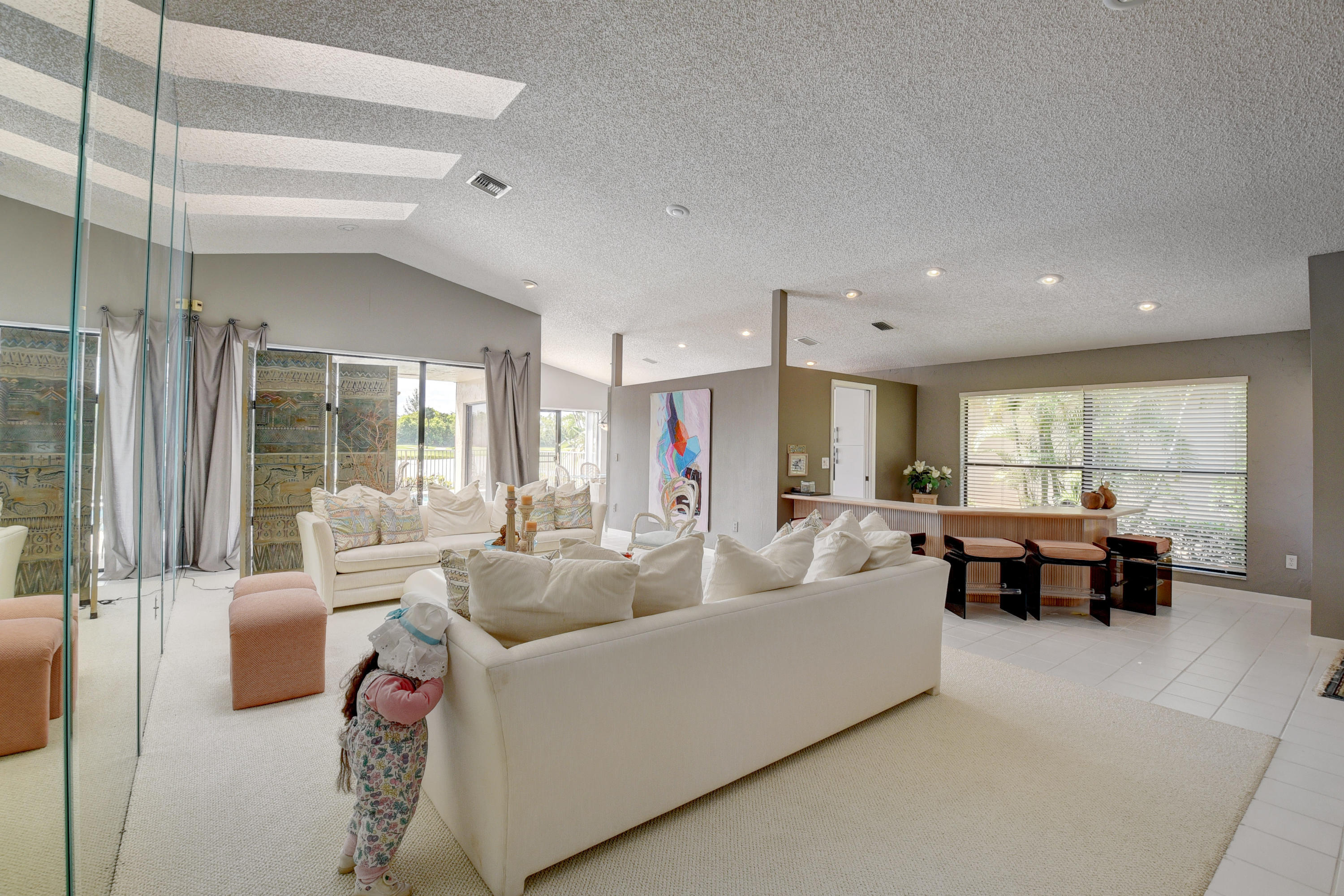 21399 Bridgeview Drive Boca Raton, FL 33428 - Photo 7 of 65 Virtuals1 (7)