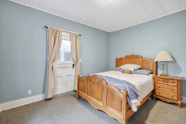 $460,000 | 249 Hawthorne Avenue, Derby, CT 06418