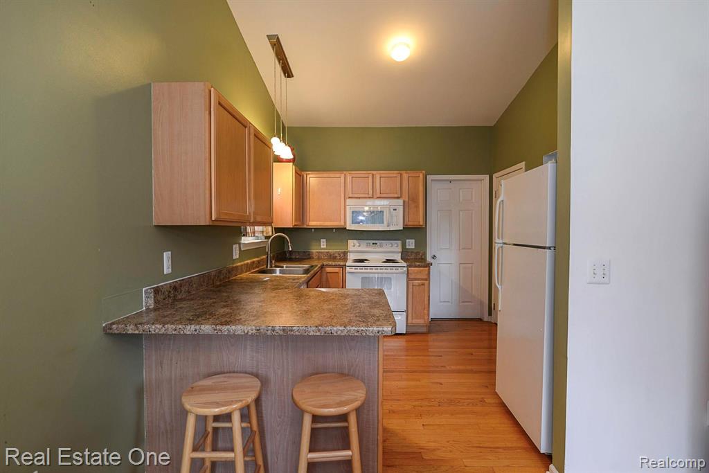 1309 Sleeth Road Commerce Township, MI 48382 - Photo 13 of 34