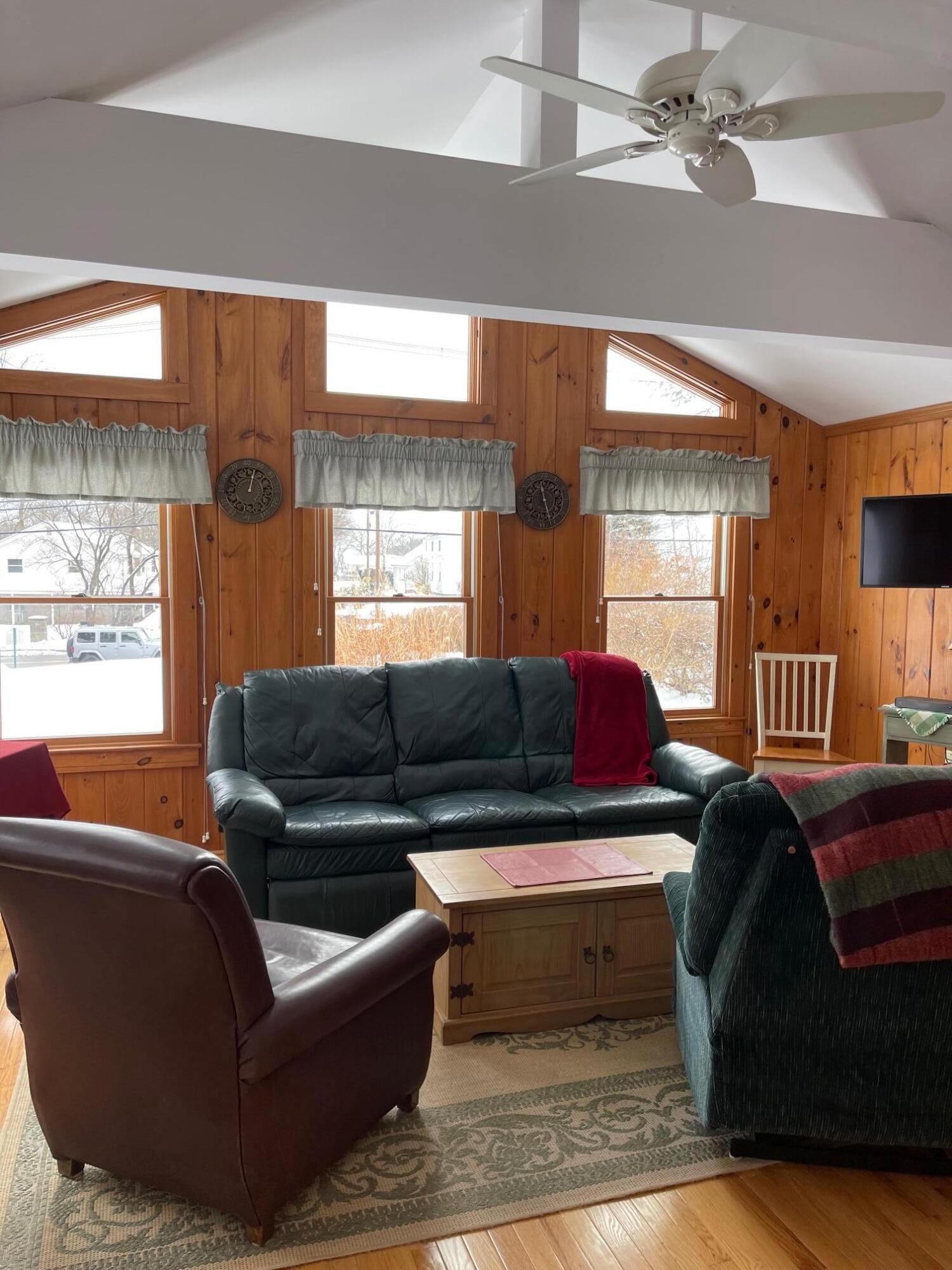 13 Larry's Lodge, Unit 13 Ogunquit, ME 03907 - Photo 27 of 32 IMG_8312