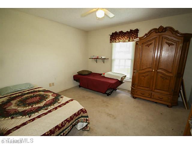 1088 Sunset Road Clemmons, NC 27012 - Photo 15 of 16 3rd Bedroom.