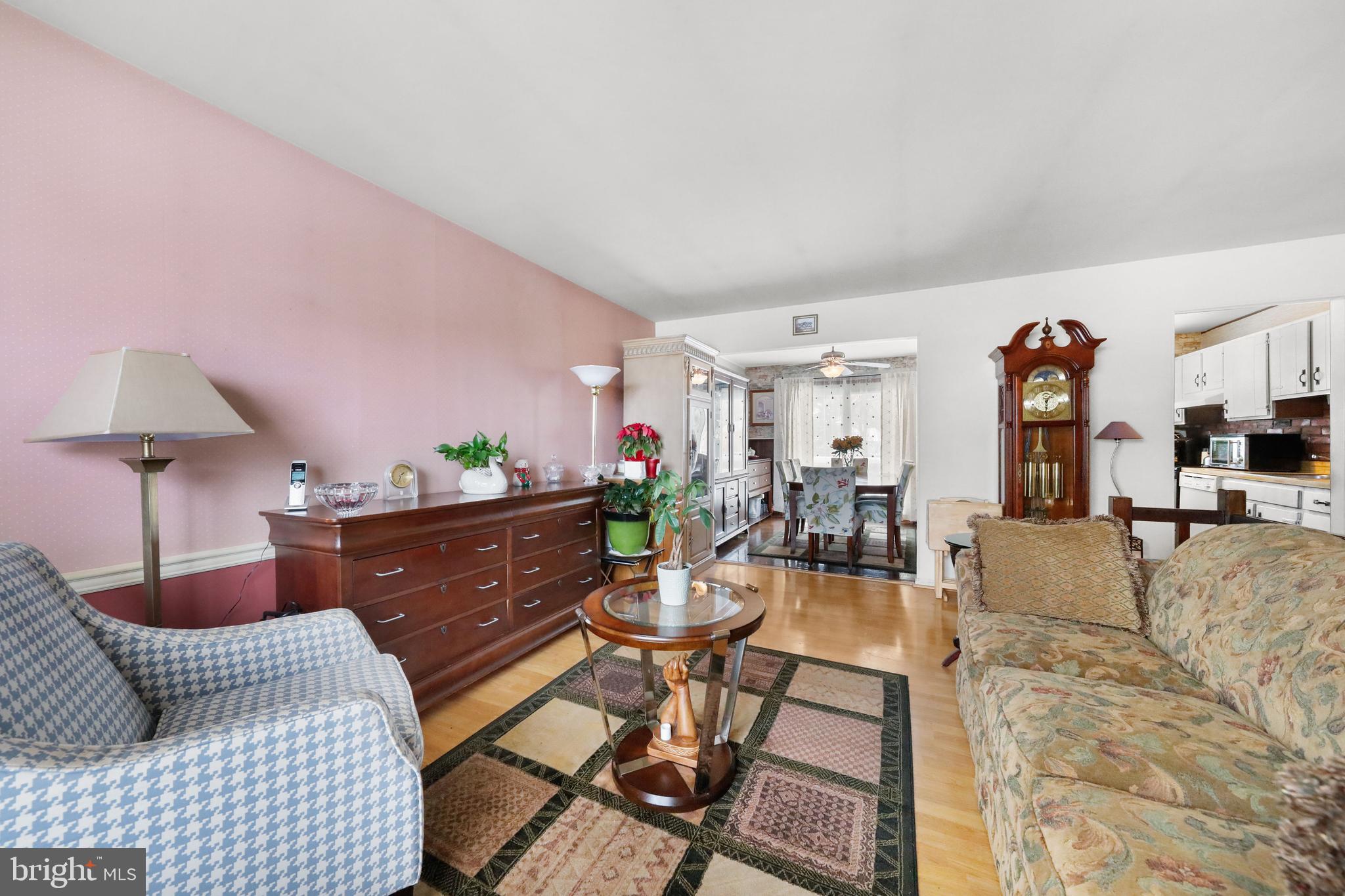 4 Brighton Court Westampton, NJ 08060 - Photo 5 of 29 Open concept Living /Dining room