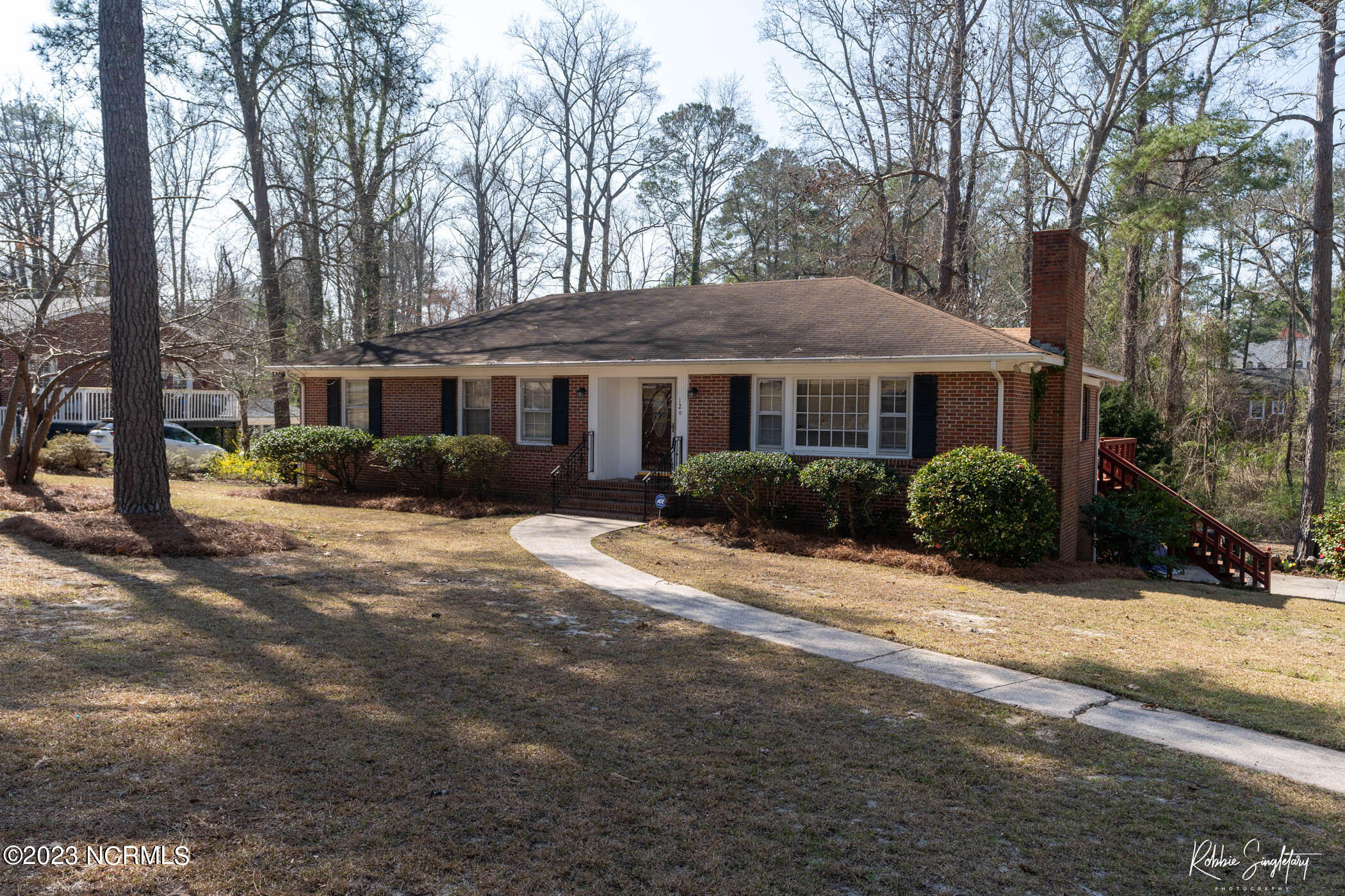 685F4390-0297-408A-A27B-5BD8FBAC9E19