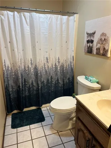 $245,000 | 308 Caroline Drive, Frontenac, KS 66763