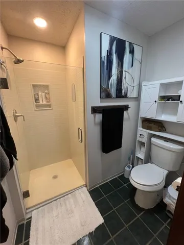 $245,000 | 308 Caroline Drive, Frontenac, KS 66763