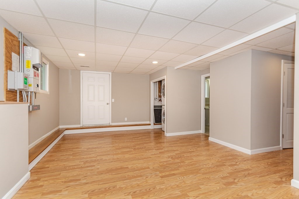 32 Fowler Road Lowell, MA 01854 - Photo 21 of 34