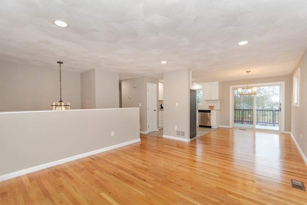 32 Fowler Road Lowell, MA 01854 - Photo 3 of 34