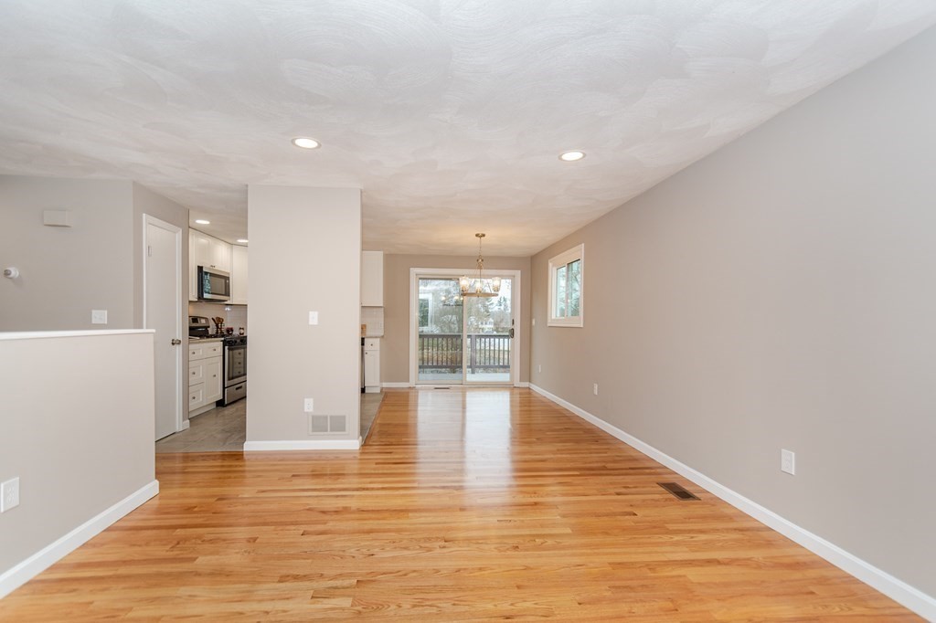 32 Fowler Road Lowell, MA 01854 - Photo 4 of 34
