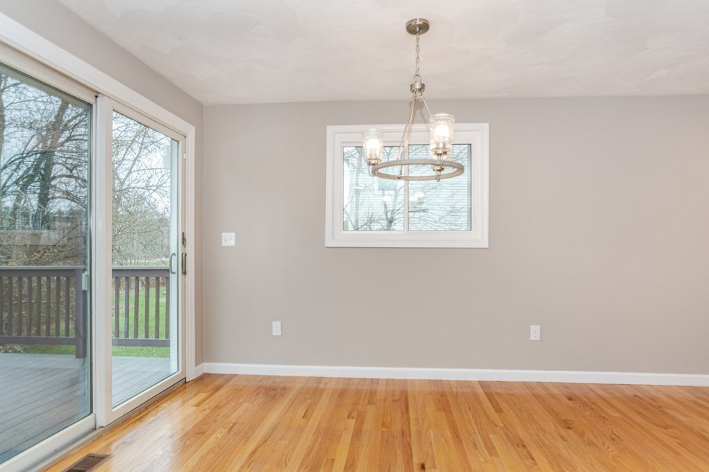 32 Fowler Road Lowell, MA 01854 - Photo 6 of 34